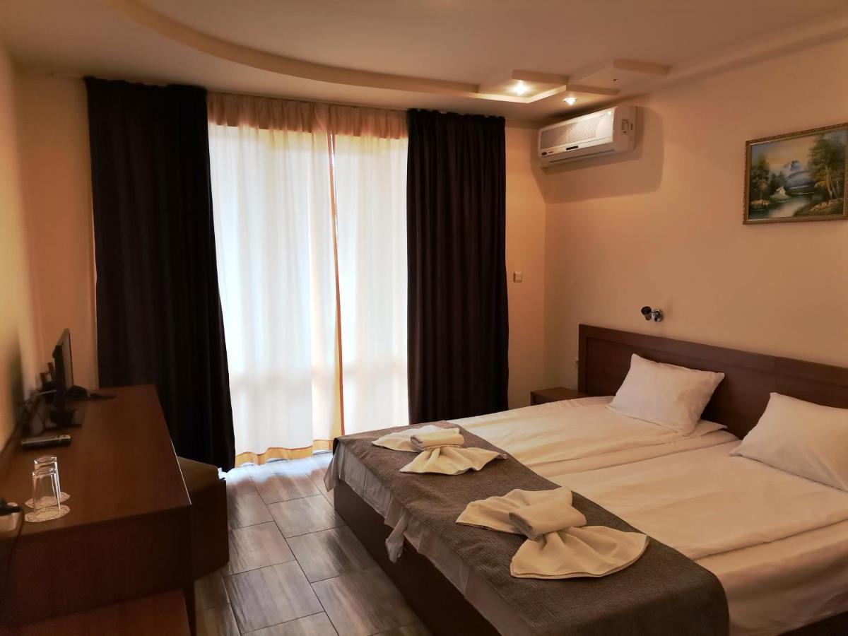 Paris Hotel Balchik Extérieur photo