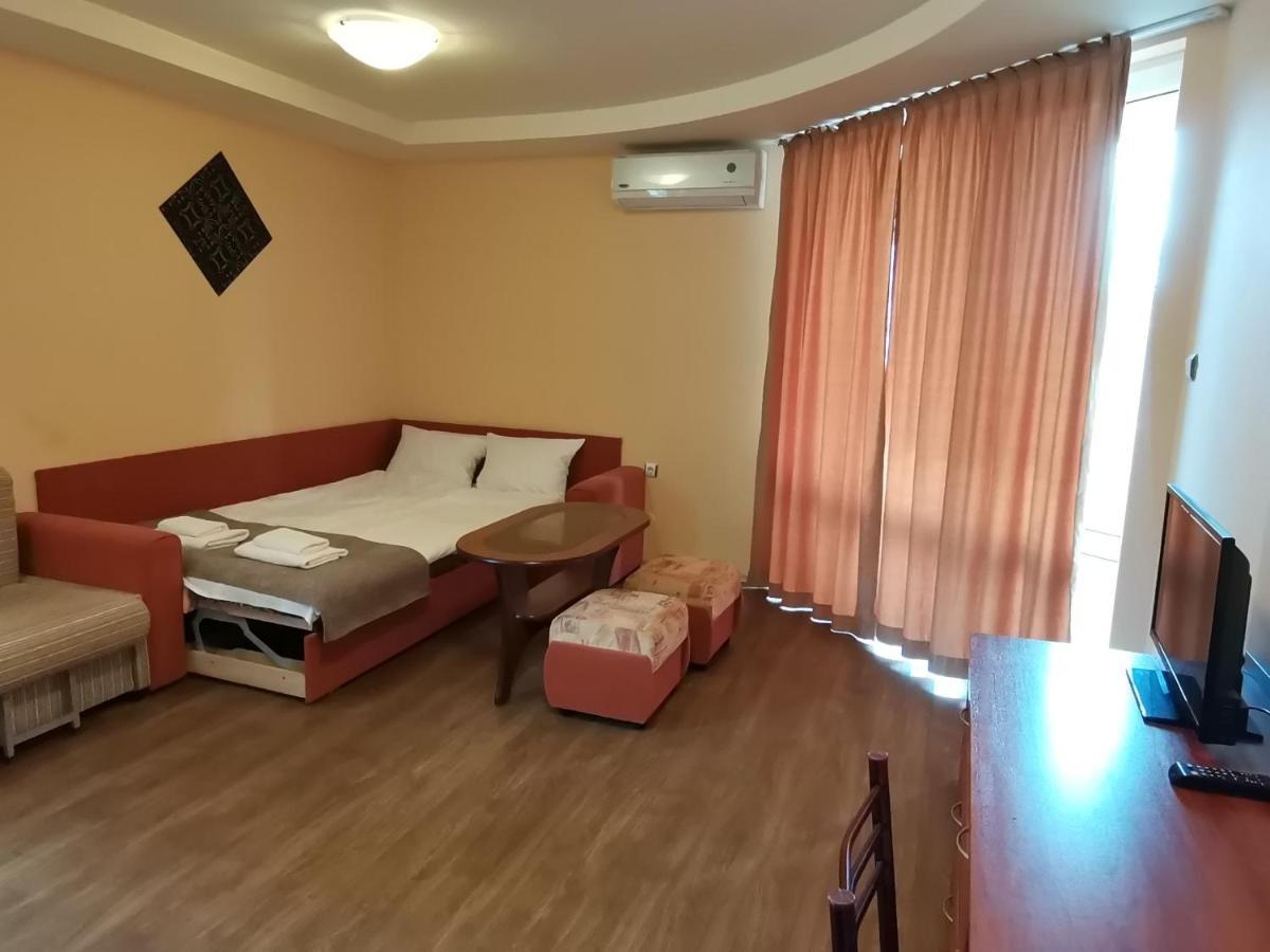 Paris Hotel Balchik Extérieur photo