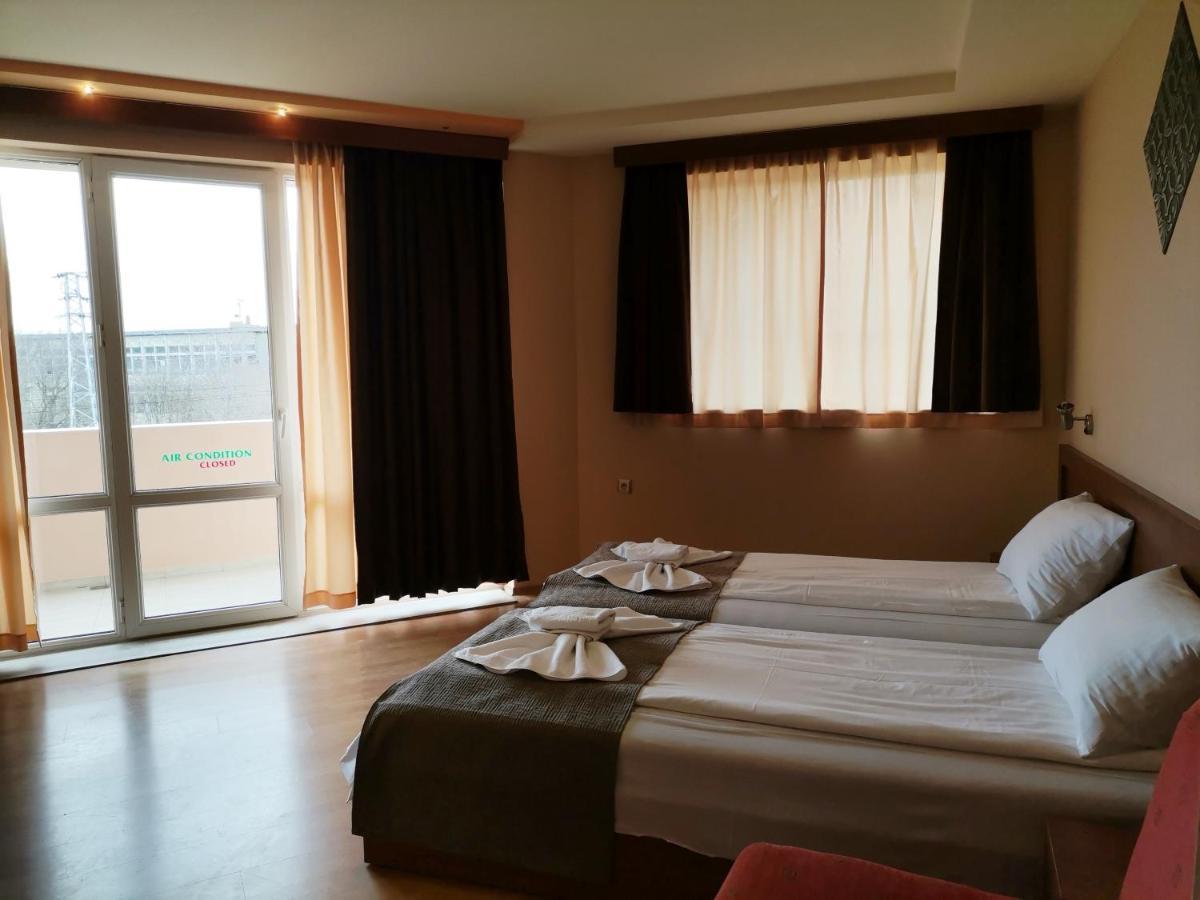 Paris Hotel Balchik Extérieur photo