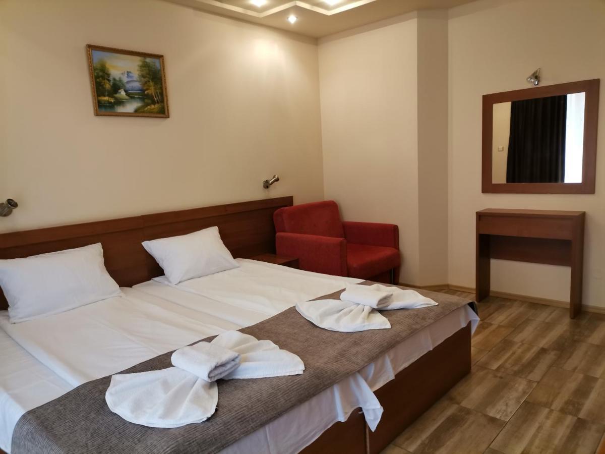 Paris Hotel Balchik Extérieur photo