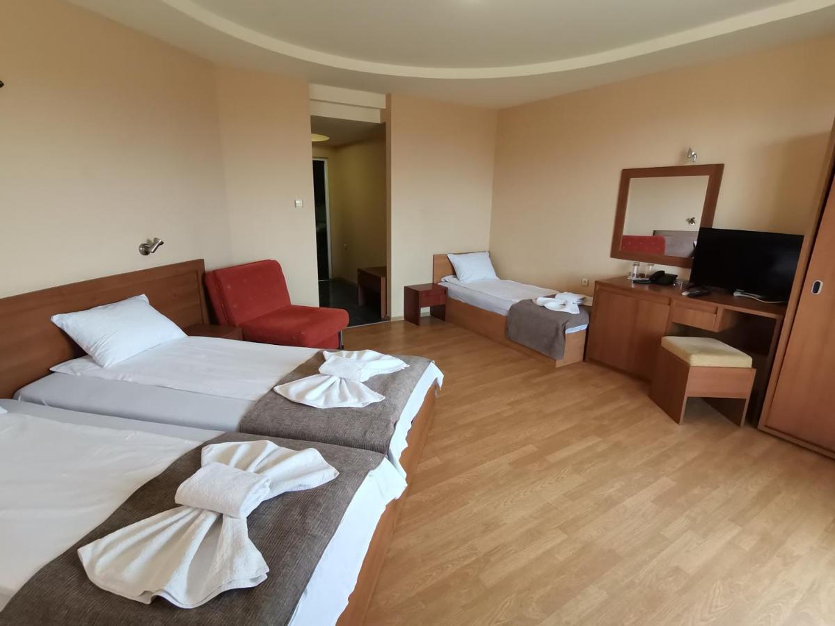 Paris Hotel Balchik Extérieur photo