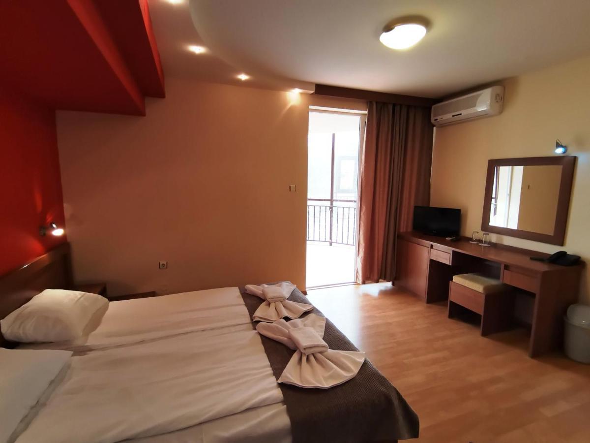 Paris Hotel Balchik Extérieur photo