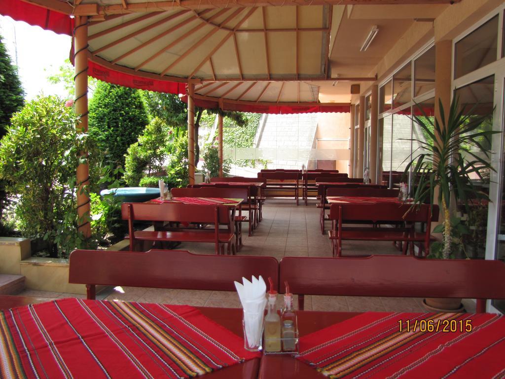 Paris Hotel Balchik Extérieur photo
