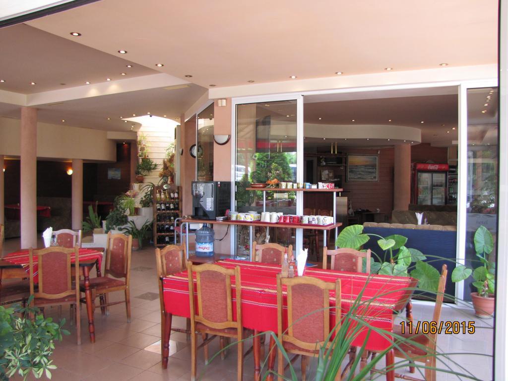 Paris Hotel Balchik Extérieur photo